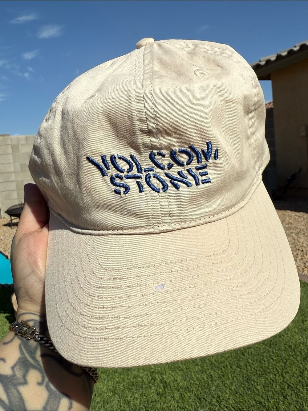 Y2K volcom skate hat